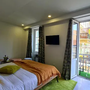 Hotel Le Petit Trianon Et Le Charme Des