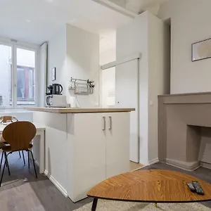 Jusqua 6 Personnes Au Coeur Du Vieux Frankreich