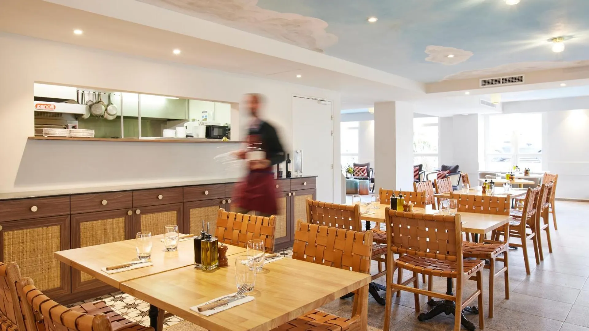 Hotel-Restaurant Isidore Nice Ouest 3*,  France